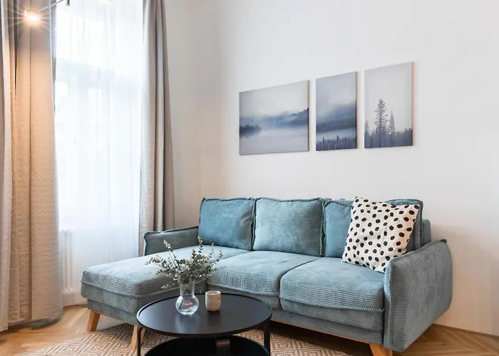 Urban One-Bedroom Apartment